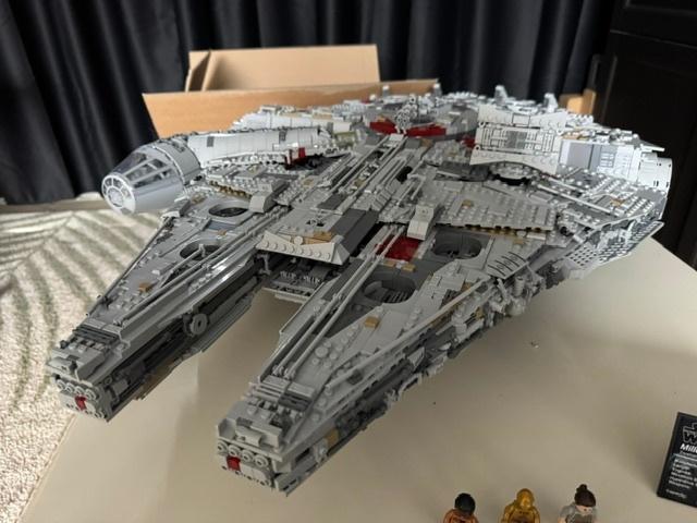 Millenium Falcon 75192 Ultimate Collector Edition, Star Wars, Lego, Ophalen of Verzenden, Zo goed als nieuw