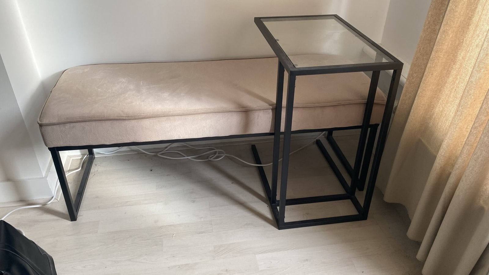 Bankje Karwei en IKEA VITTSJO laptoptafel - Zo goed als nieu, Ophalen, Minder dan 75 cm, Tweepersoons, Zo goed als nieuw