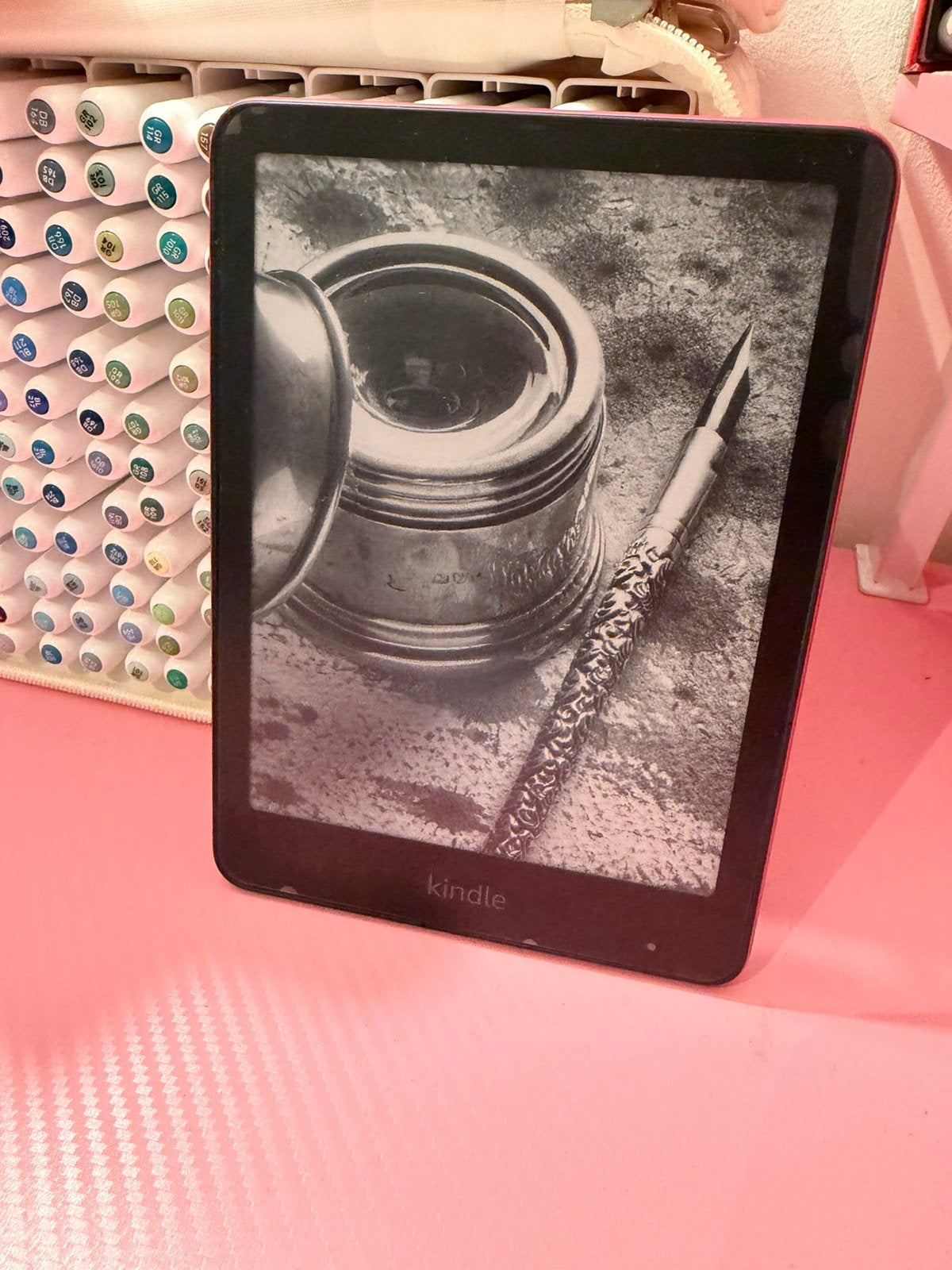 Kindle Paperwhite 12, in perfect condition, Ophalen of Verzenden, Zo goed als nieuw, Bescherming voor- en achterkant
