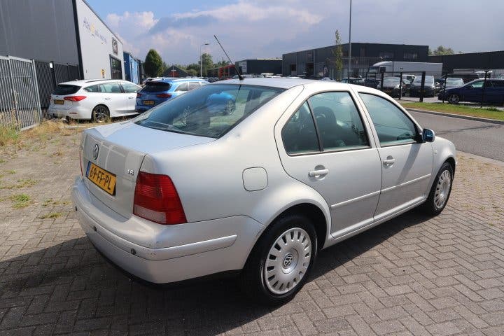 Volkswagen Bora 1.6 Trendline AUTOMAAT (bj 2000), foto 7