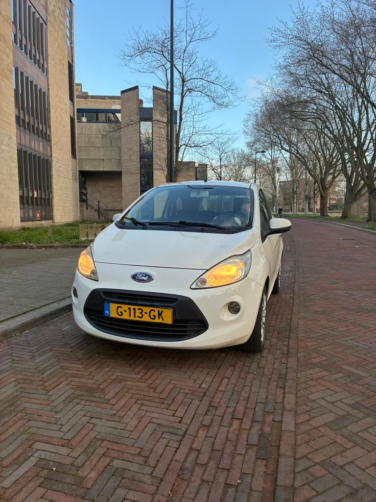 Ford Ka 1.2 – Stoelverwarming – 86.000km – APK 09-2026, Auto's, Ford, Particulier, Ka, Airbags, Airconditioning, Centrale vergrendeling