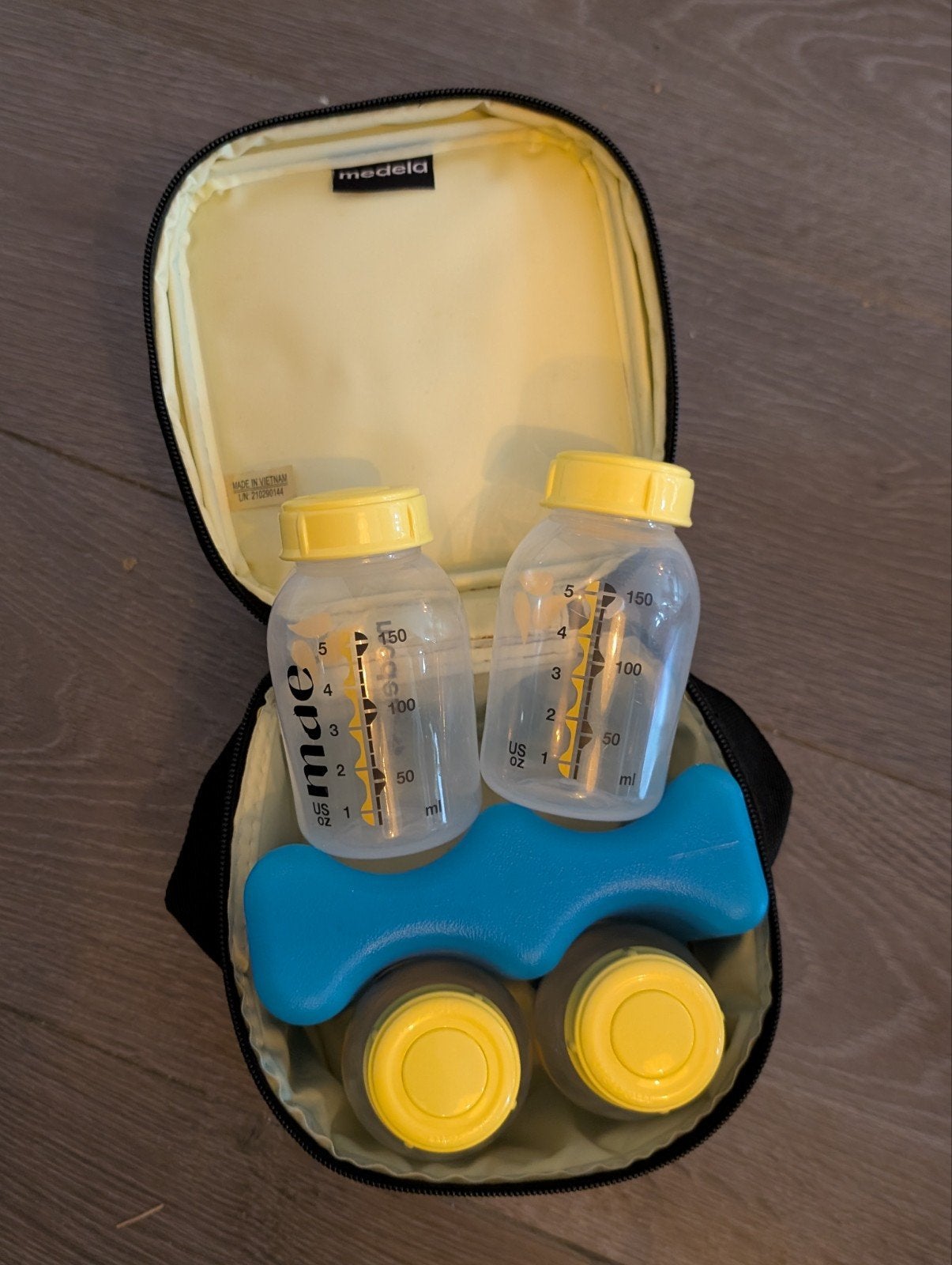 Medela koeltas inclusief flesjes en koelelement, Ophalen of Verzenden, Zo goed als nieuw, Overige typen