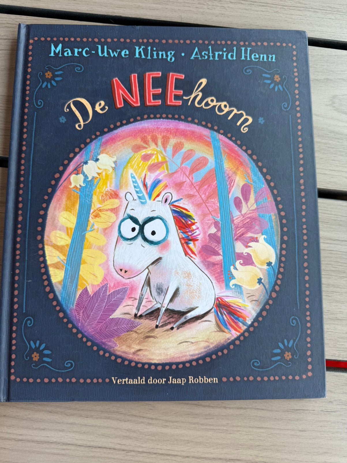 De NEEhoorn., Ophalen, Zo goed als nieuw, Fictie algemeen