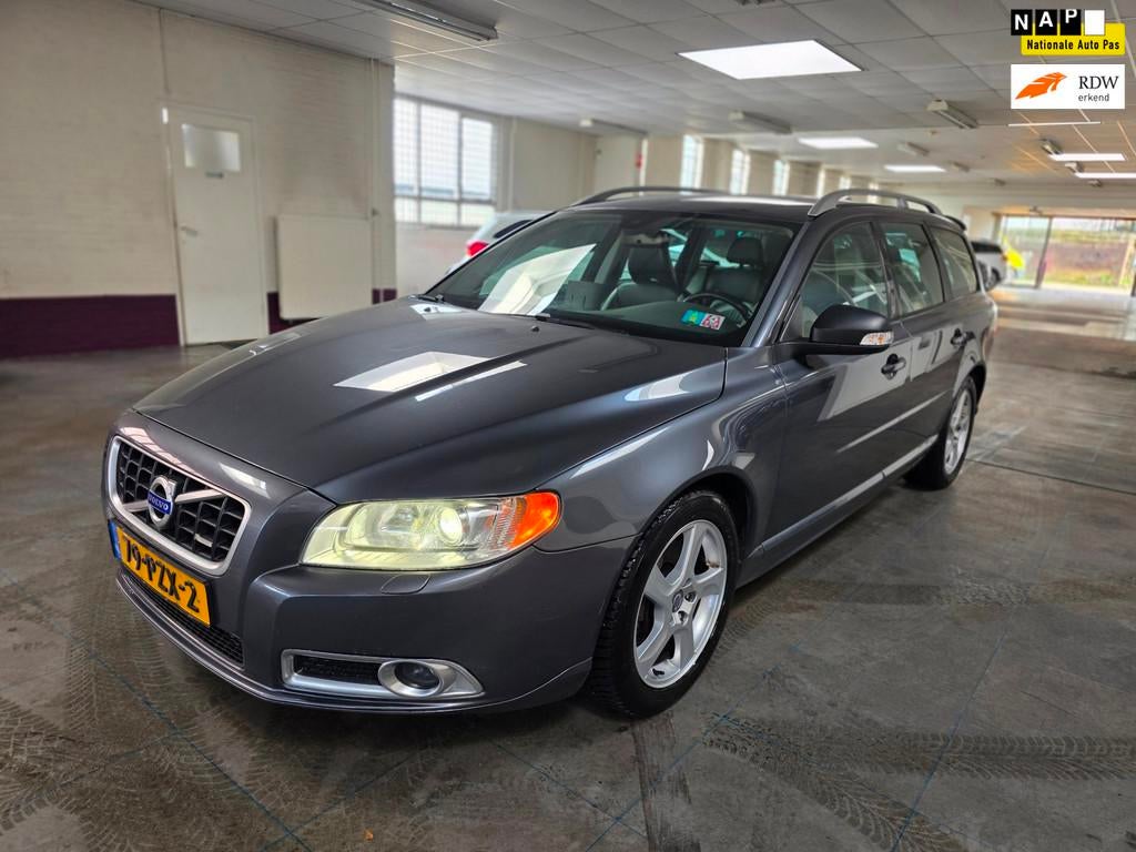 Volvo V70 2.0T R-Edition, Auto's, Volvo, Bedrijf, Te koop, V70, ABS, Airbags, Airconditioning, Bi-Xenon koplampen, Bluetooth, Bochtverlichting