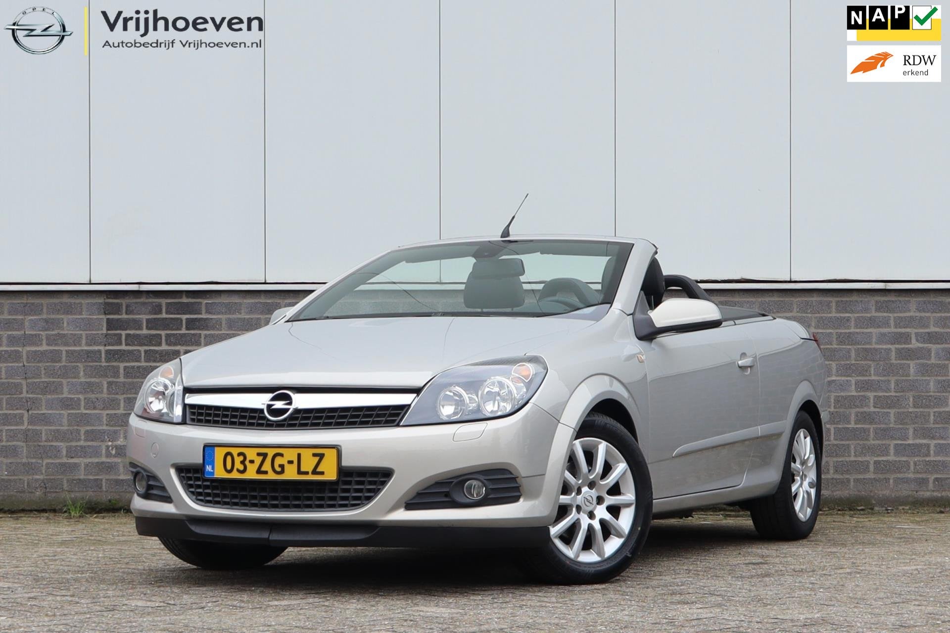 Opel Astra TwinTop 1.8 Temptation, Auto's, Voorwielaandrijving, Stof, Gebruikt, Zwart