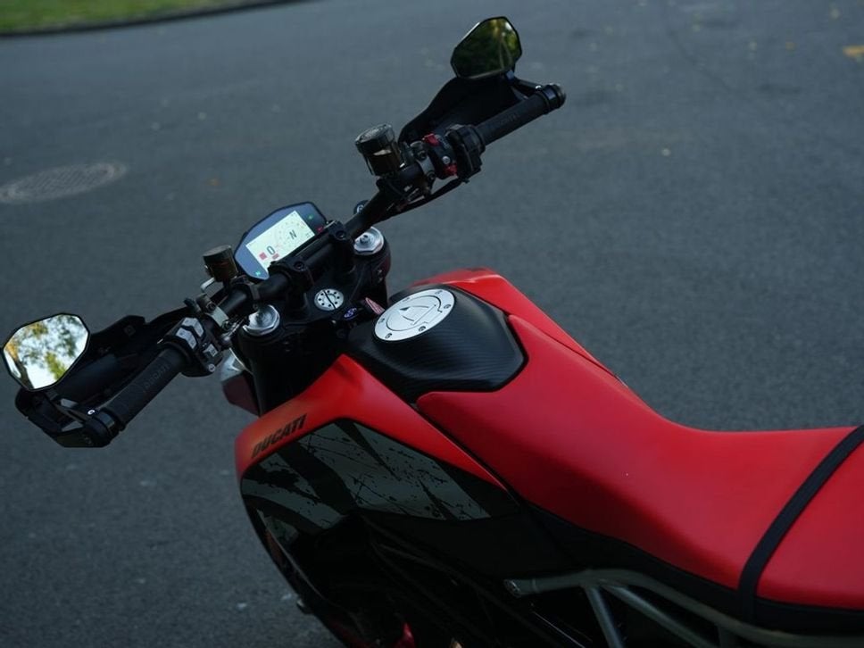 Ducati Hypermotard 950 RVE | SC Project !, DUCATI, 2 cilinders, Motorrijbewijs A, Bedrijf
