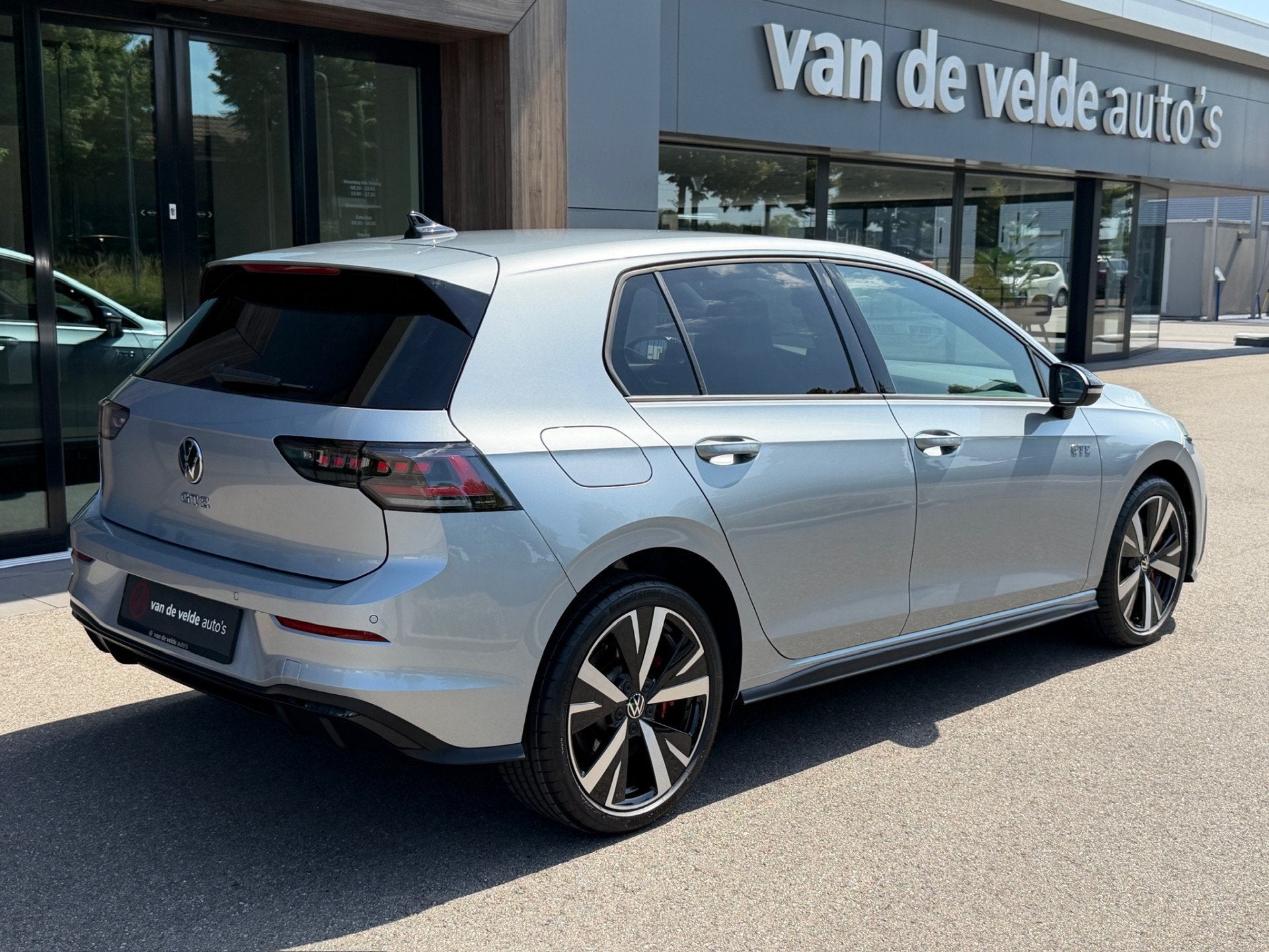 Volkswagen Golf 1.5 272pk eHybrid GTE | Trekhaak | Led mistl, Auto's, Volkswagen, 12 maanden, 77 km/l, Zwart, 4 cilinders