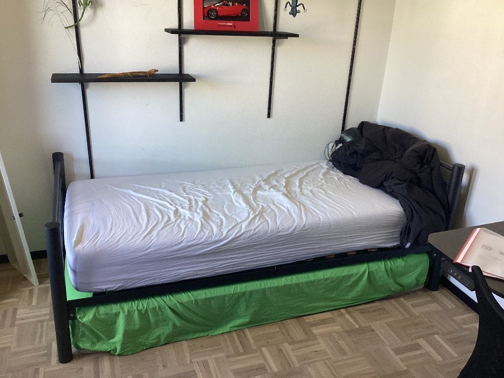Eenpersoonsbed staal grijs metallic, Ophalen, 90 cm, Eenpersoons, Zo goed als nieuw
