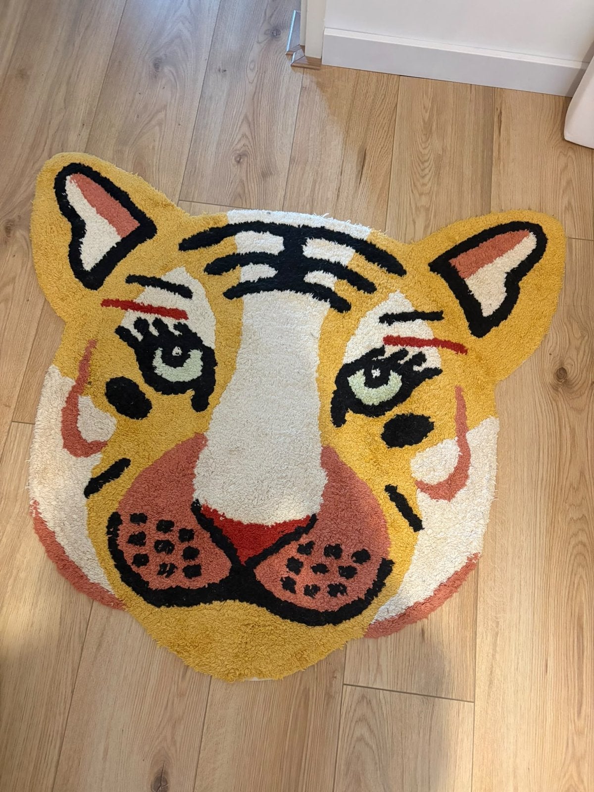 Leuk tijger vloerkleed voor de kinderkamer, Ophalen, Minder dan 50 cm, Gebruikt, 50 tot 100 cm