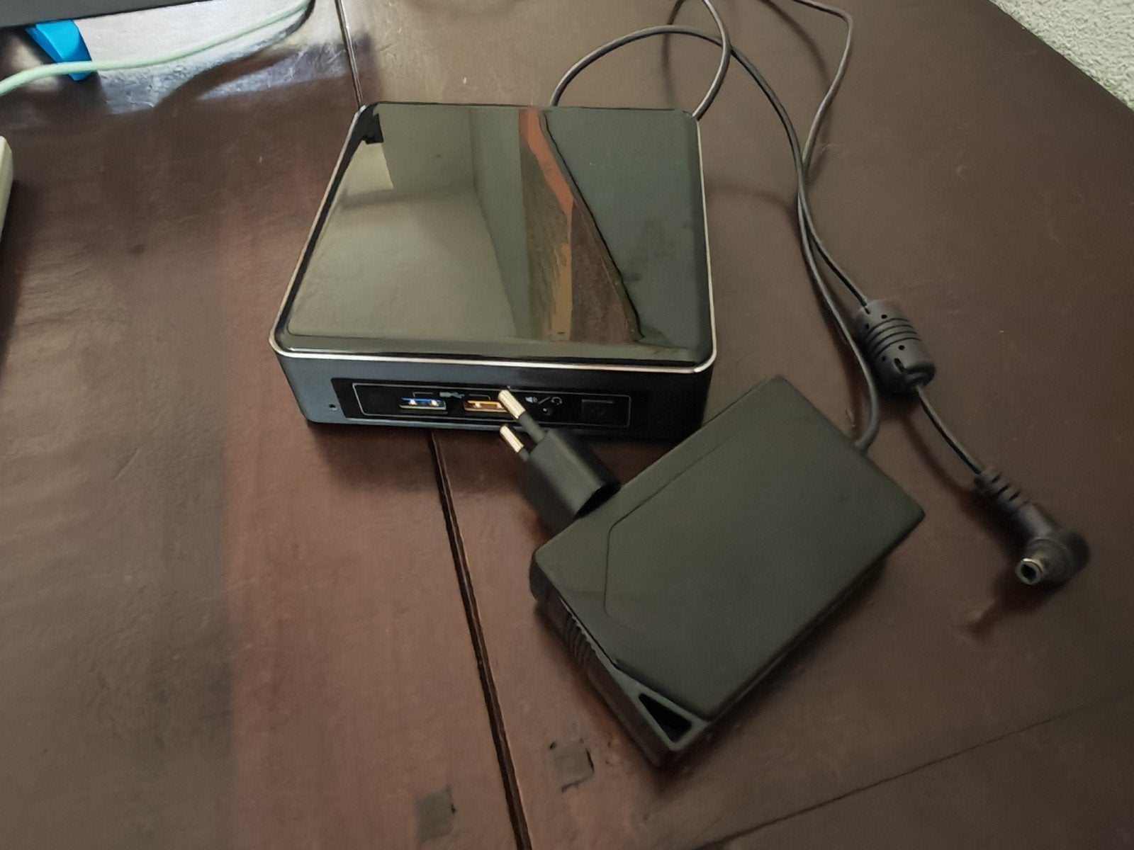 Intel NUC7i3BNK Mini PC - i3-7100U, 8GB RAM, 238GB SSD, Ophalen of Verzenden