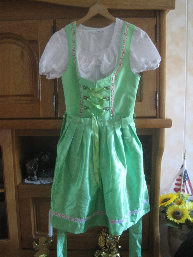 mooie tiroler jurk, Ophalen of Verzenden, Zo goed als nieuw, Maat 34 (XS) of kleiner, Carnaval