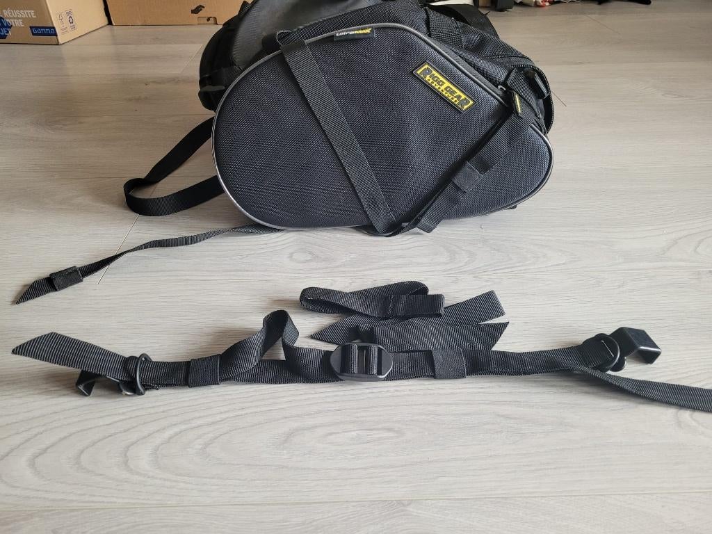 Nelson Rigg RG-020 zijtassen, Ophalen, Gebruikt