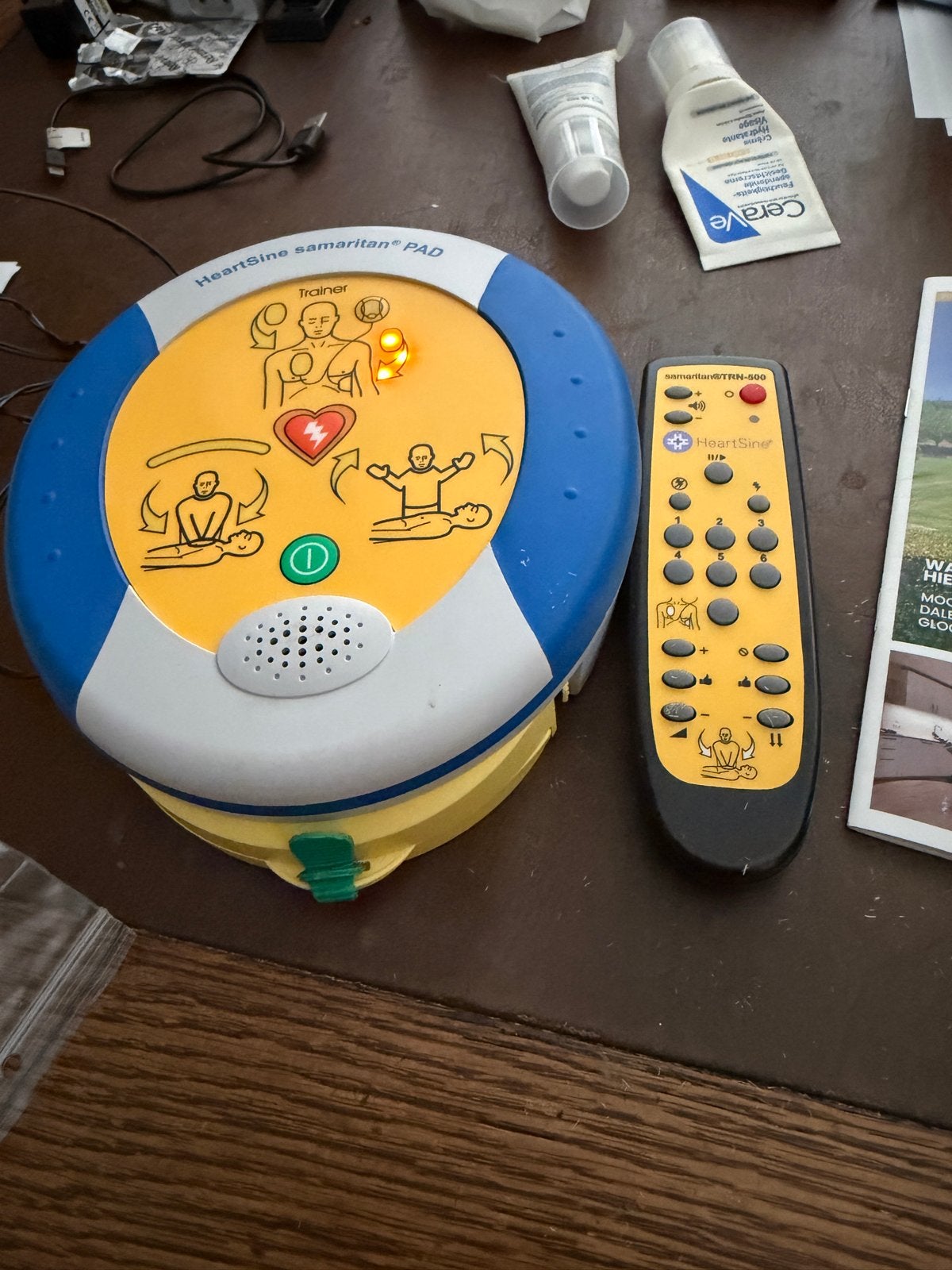 HeartSine samaritan PAD Trainer met afstandsbediening, Ophalen of Verzenden, Zo goed als nieuw, Overige typen