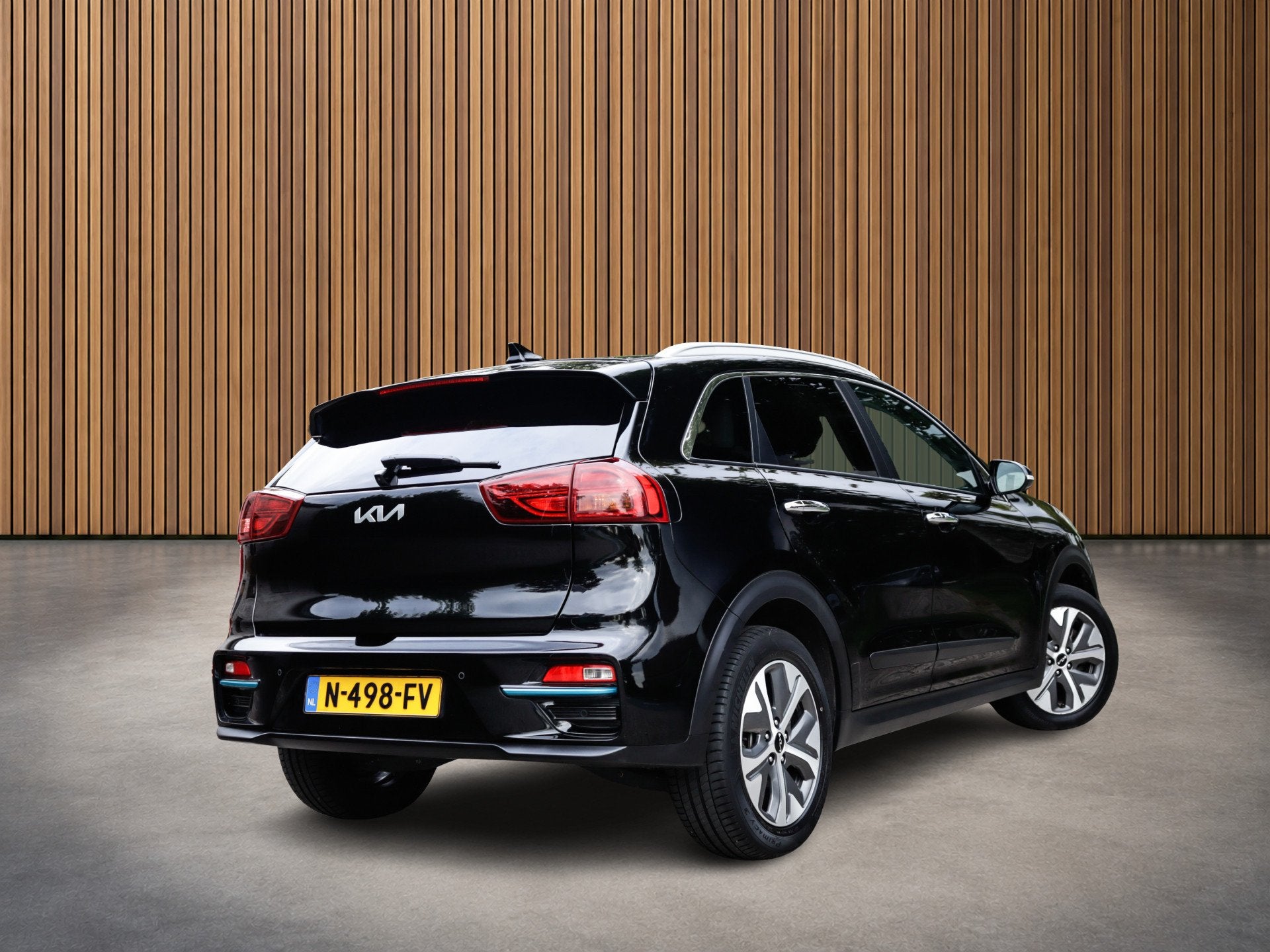 Kia e-Niro Edition 64 kWh 1e-Eig. & Dealer-Onderh BOVAG-Gara, Auto's, Gebruikt, Zwart, 1712 kg, Leder en Stof