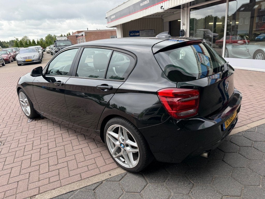 Bmw 1-SERIE 116i BUSINESS Airco - Audio - 6 bak #RIJKLAAR, 1-Serie, Euro 5, Gebruikt, 4 cilinders