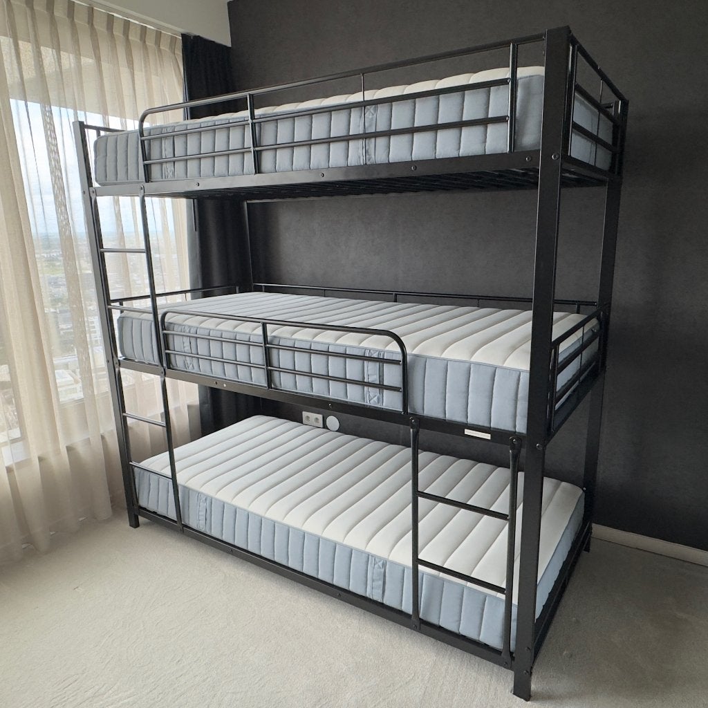 3-persoons Metalen Stapelbed + 3 IKEA VALEVÅG Matrassen, Huis en Inrichting, Ophalen, 90 cm, Tweepersoons, Zo goed als nieuw