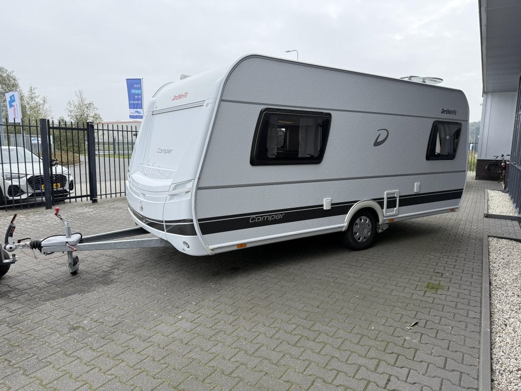 Dethleffs Camper 470ER Aparte beddden 210cm Rondzit Topstaat, Caravans en Kamperen, Bedrijf, Luifel, Tot en met 4, 1000 - 1250 kg