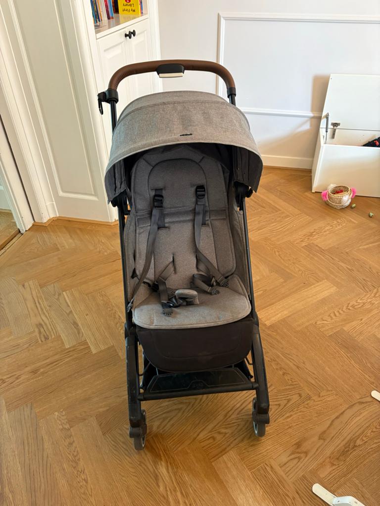 Joolz Aer Buggy te huur - Lichtgewicht en Compact, Ophalen, Gebruikt, Kinderwagen, Overige merken