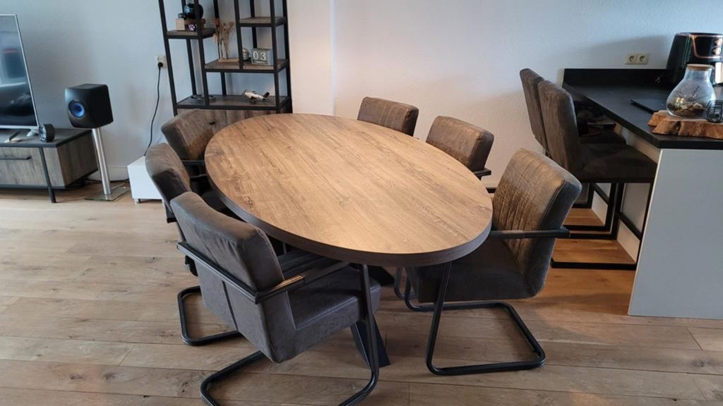 Eethoek, Ophalen, Zo goed als nieuw, 4 tot 6 stoelen