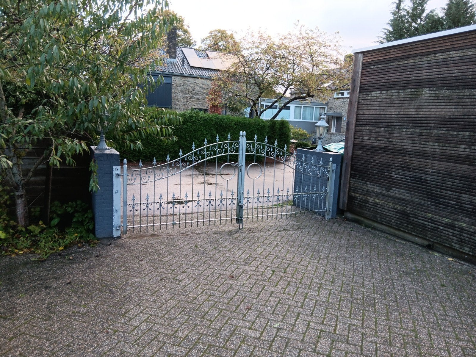 Gegalvaniseerd en gepoedercoat hek met poort, Ophalen, Met poort, Gebruikt, Sierhekwerk