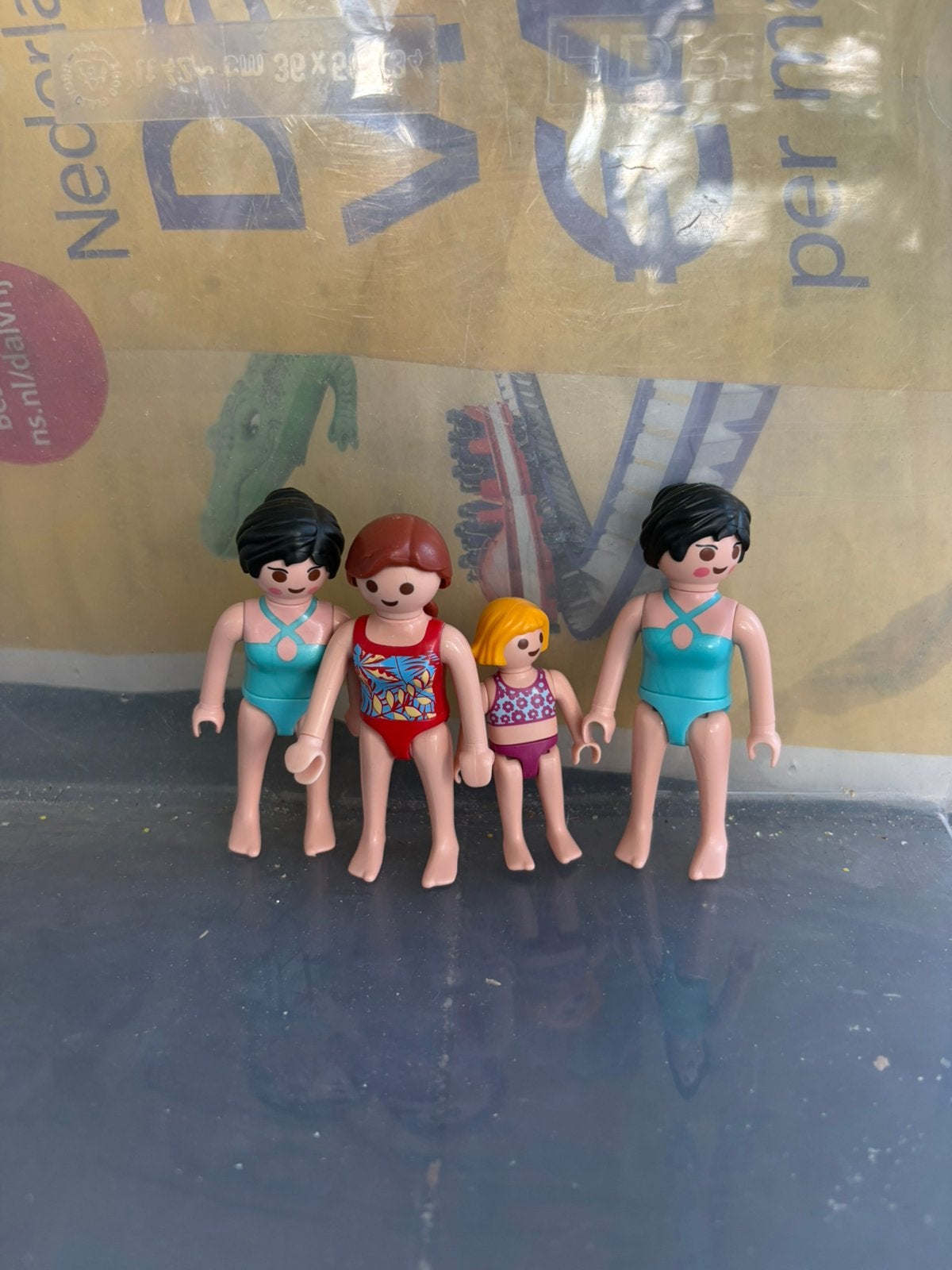 Playmobil zwembad poppetjes, Ophalen of Verzenden, Zo goed als nieuw