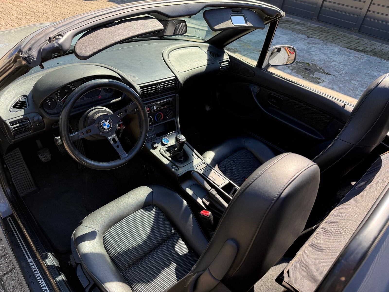 Foto 15 van BMW Z3 unieke kleur✅ nwe Kap apk 2027 17” lm velgen