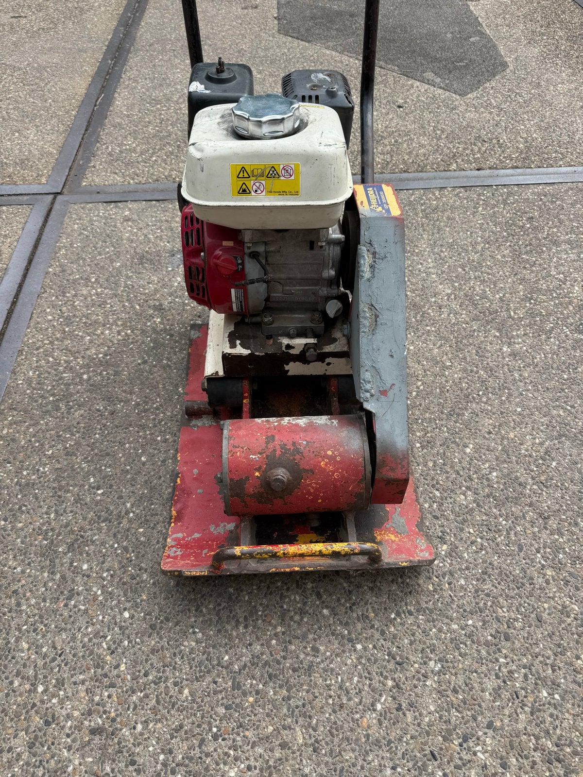 Samac trilplaat met Honda GX motor, Doe-het-zelf en Verbouw, Gereedschap | Overige machines, Ophalen