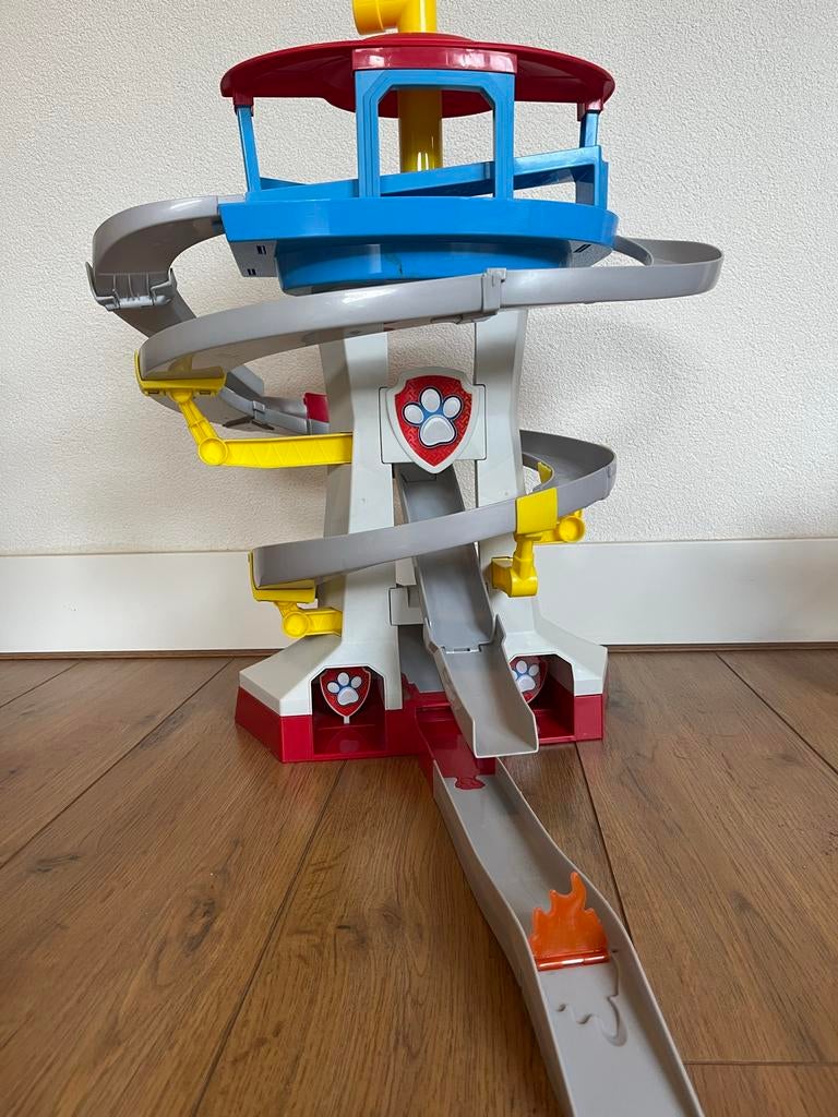 Paw Patrol Uitkijktoren Racebaan met Lanceerfunctie, Ophalen, Gebruikt
