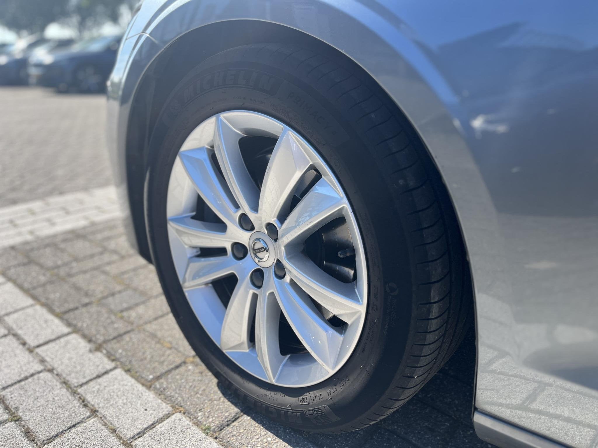 Volvo S60 T4 R-Design | Trekhaak | Memoryseats | Parkeercame, Auto's, Volvo, 12 maanden, 15 km/l, Euro 6, S60
