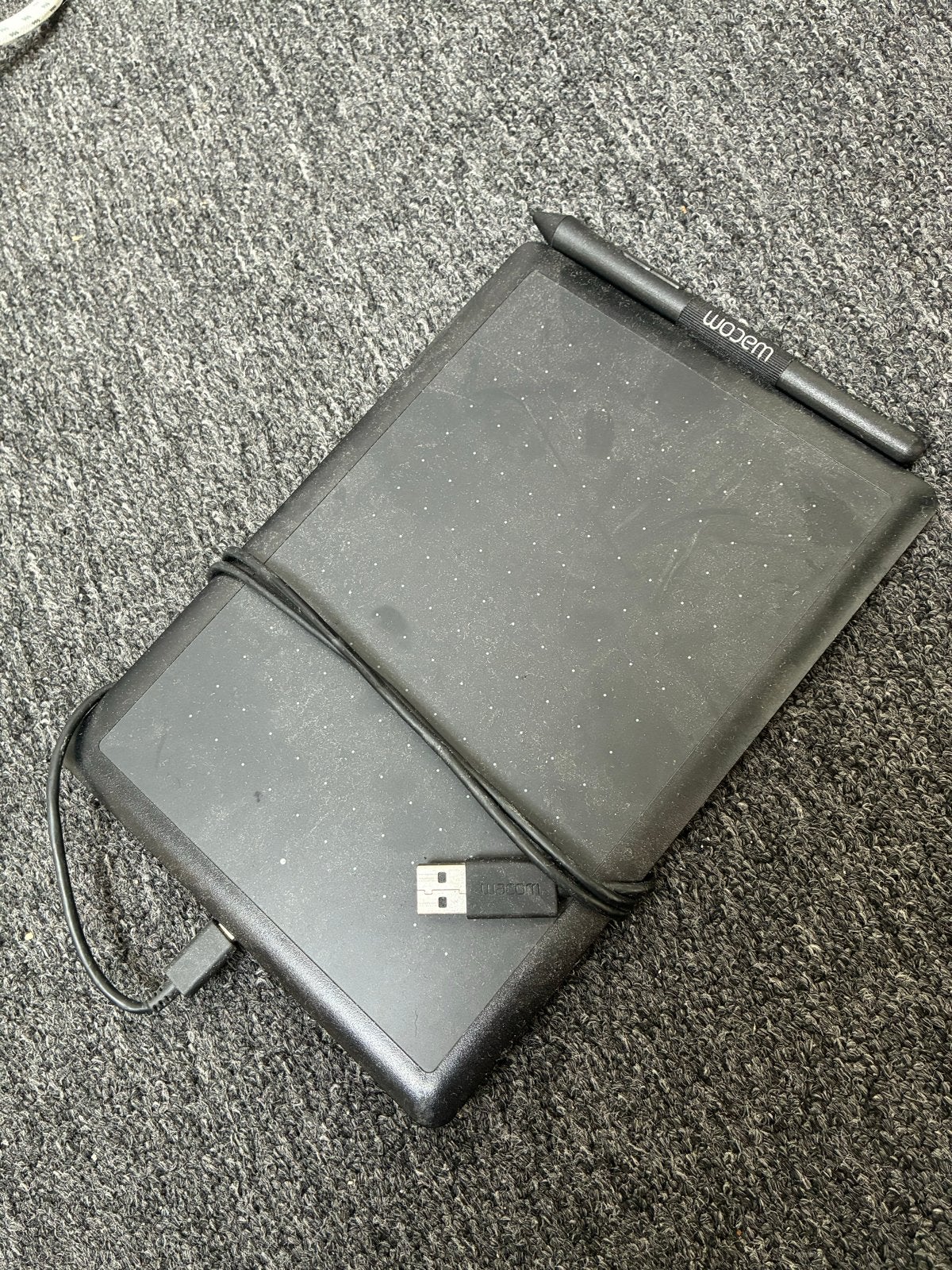 Wacom One tekentablet met pen - Gebruikt, Computers en Software, Ophalen, Gebruikt, Bedraad