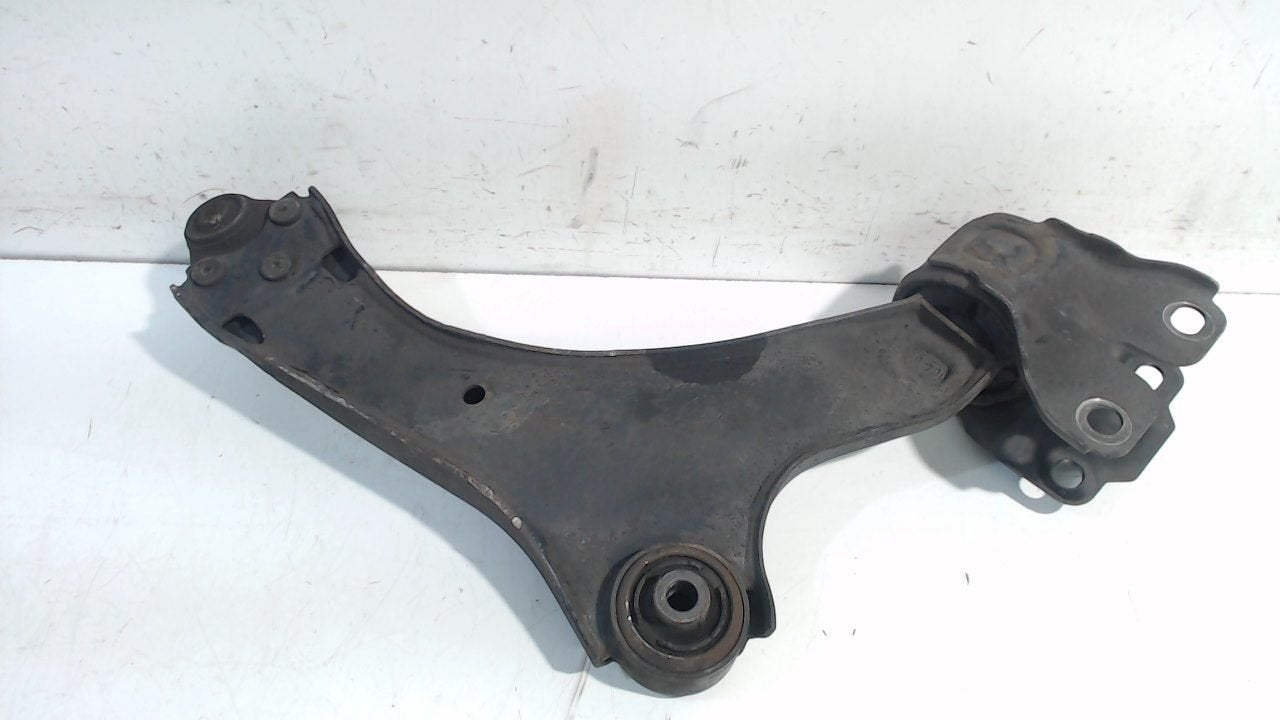 Draagarm links voor Volvo S60, Onderdelen@venauto.nl, Van der Ven Autorecycling B.V., Gebruikt, Ettenseweg 76, 4706 PB Roosendaal, The Netherlands