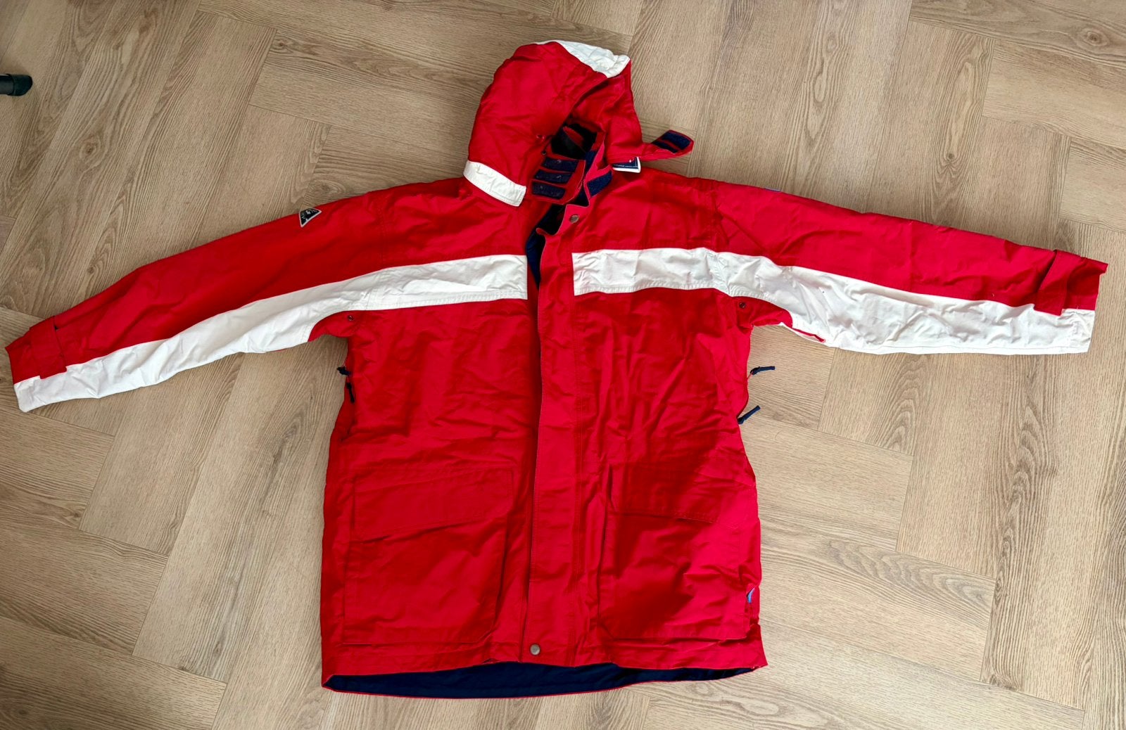 Lifeline winterjas . Rood wit. Nieuw! Maat XL, Ophalen of Verzenden, Nieuw, Maat 56/58 (XL), Rood