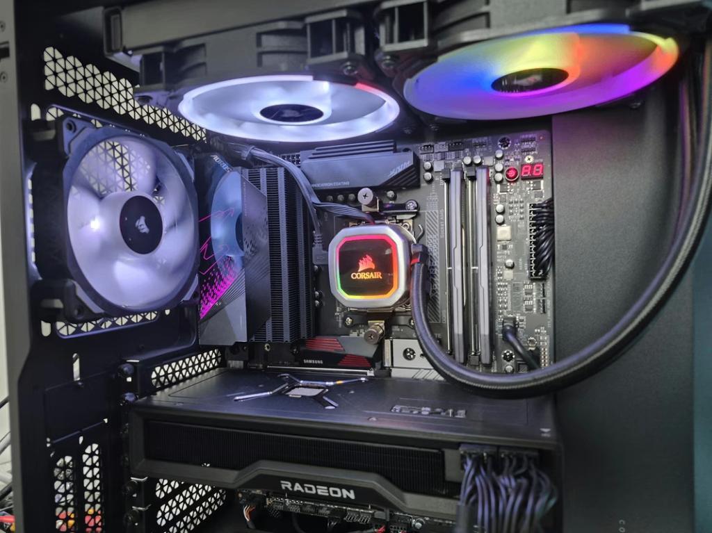 Gaming PC // RX 6950 XT & AMD 7 7800X3D //, 7604 HM, 32 GB, Zelf gebouwde pc, Ophalen of Verzenden