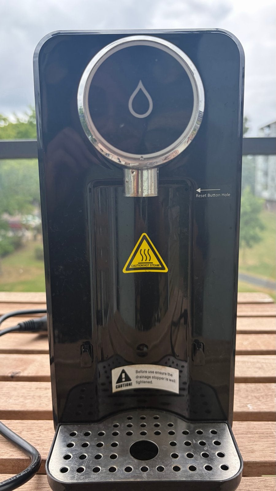 Magnani Instant Hot Water Dispenser - Zwart, 1 tot 2 liter, Ophalen, Gebruikt