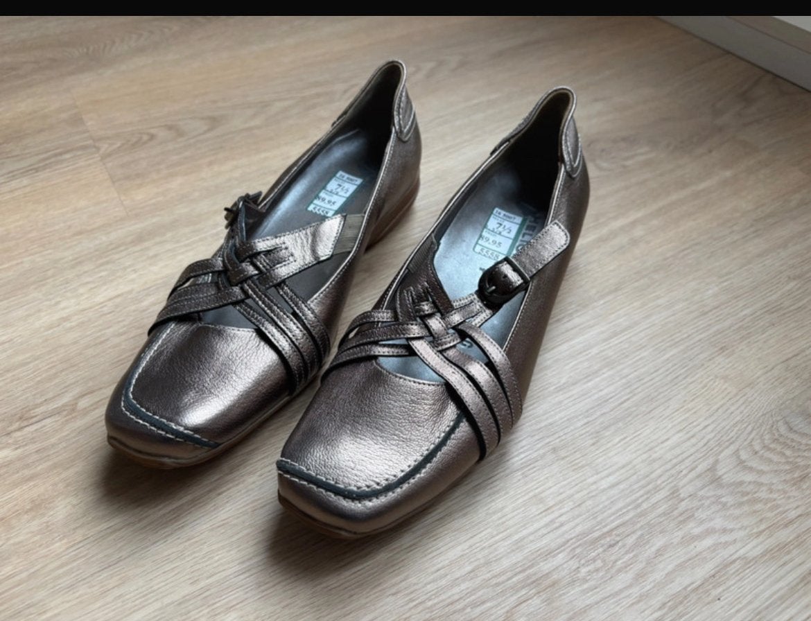 Comfortabel Helioform dames schoenen maat 7/5, Kleding | Dames, Bruin, Instappers, Ophalen of Verzenden, Zo goed als nieuw