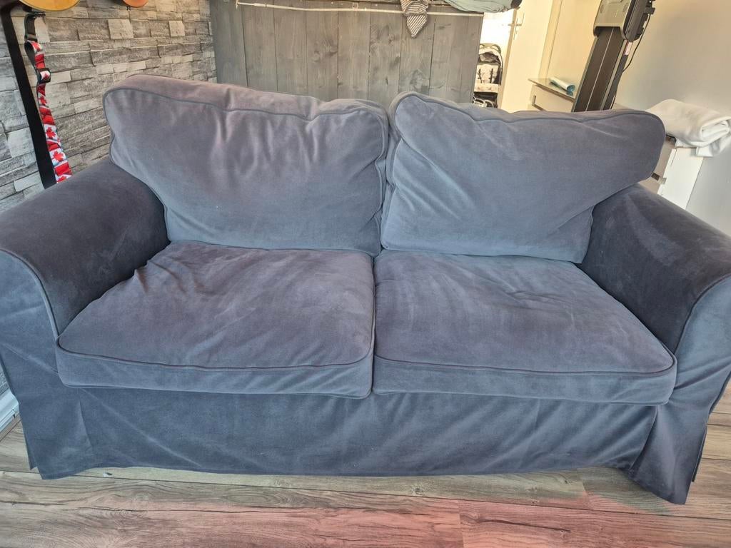 Prachtige Ektorp 2-zitsbank in zeer goede staat, Ophalen, 150 tot 200 cm, Tweepersoons, 75 tot 100 cm