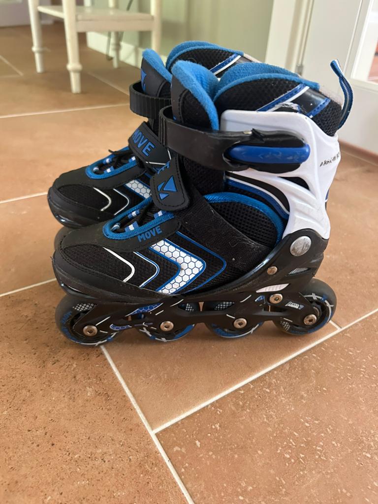 Move Inline skates mt 30-33, zo goed als nieuw, Ophalen of Verzenden, Zo goed als nieuw