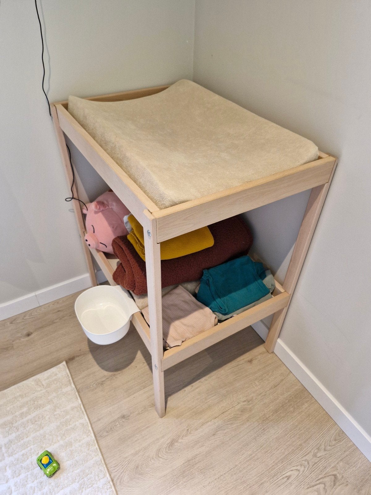 Houten Commode met Aankleedkussen en Opbergruimte, Ophalen