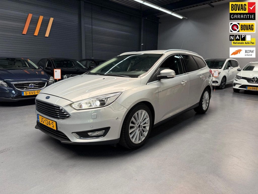 Ford Focus Wagon 1.5 Titanium CAMERA KEYLESS LED AUTOPARK NA, Automatische klimaatregeling, Euro 6, 4 cilinders, 150 pk