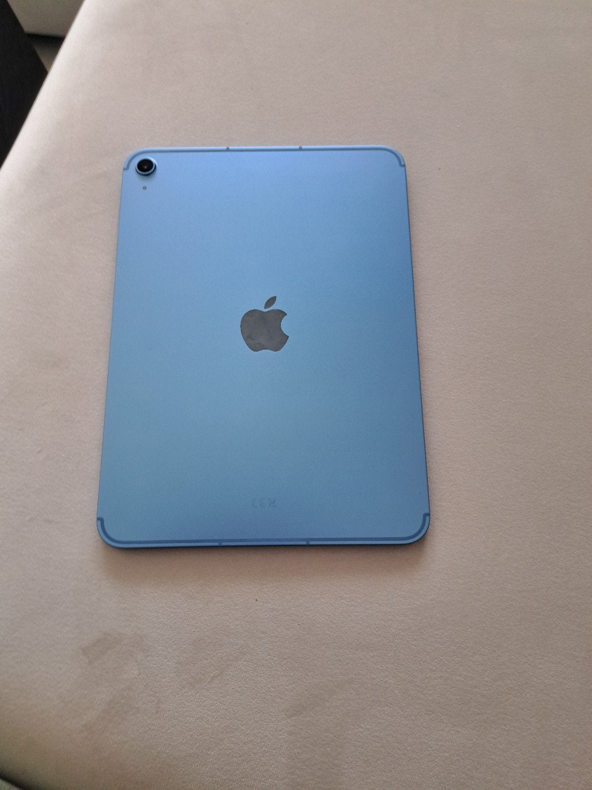 Te koop: iPad A16 256GB Wi-Fi + Cellular., Computers en Software, Ophalen, 11 inch, Zo goed als nieuw, Wi-Fi en Mobiel internet