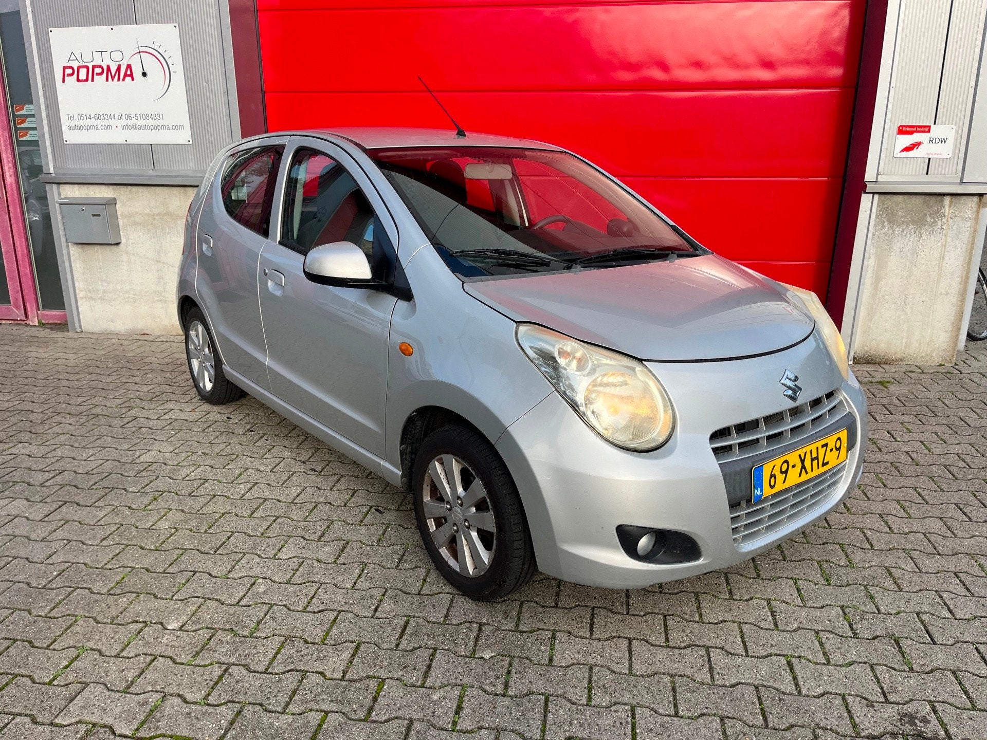 Suzuki Alto 1.0 68pk Exclusive / Airco / LM velgen / Toerent, Auto's, Voorwielaandrijving, Stof, Gebruikt, 200 kg