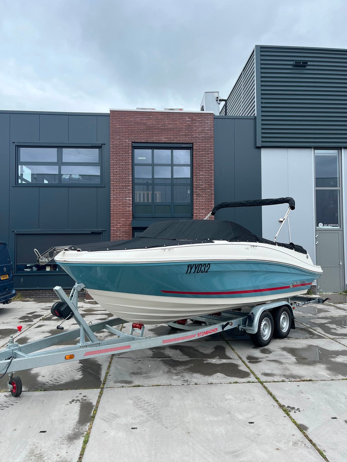 Bayliner VR5 E. 2024 in nieuwstaat. Met trailer., Ophalen, Binnenboordmotor, Zo goed als nieuw, Bayliner
