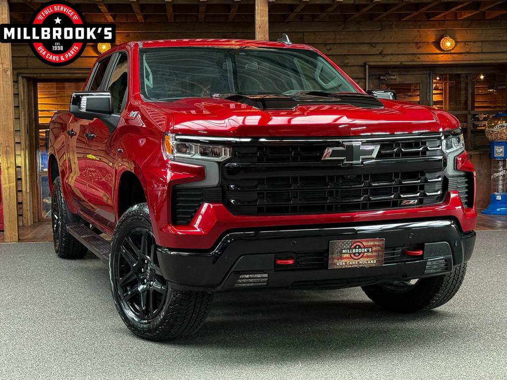 Chevrolet Silverado Trailboss 6.2 V8 BPM VRIJ!, 360, Adaptie, Auto's, Automaat, Zwart, Leder, Nieuw