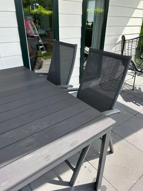 Tuinset met 4 stoelen, Ophalen, 4 zitplaatsen, Kunststof, Gebruikt