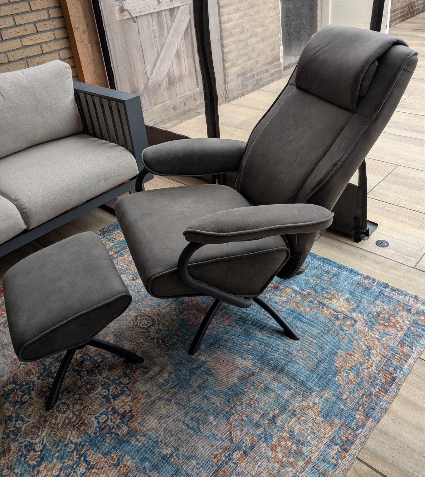 Comfortabele relaxfauteuil. Zo goed als nieu, Huis en Inrichting, Fauteuils, Ophalen, Modern, Comfortabel, 75 tot 100 cm, Zo goed als nieuw