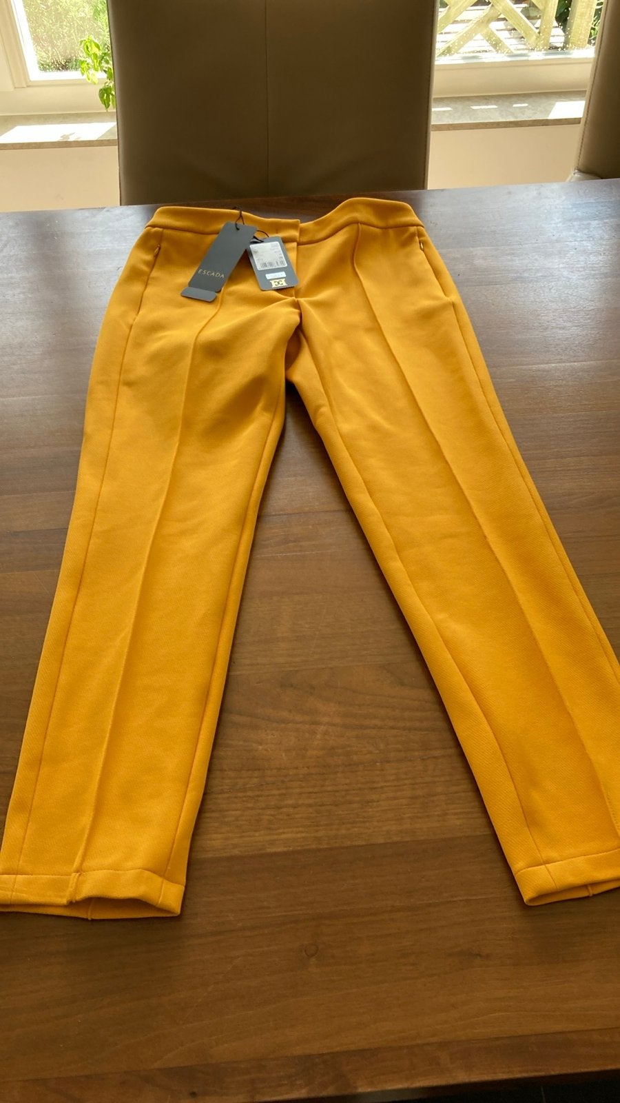 Escada pantalon nieuw - Maat 38/40 (M), Maat 38/40 (M), Geel, Nieuw, Ophalen of Verzenden