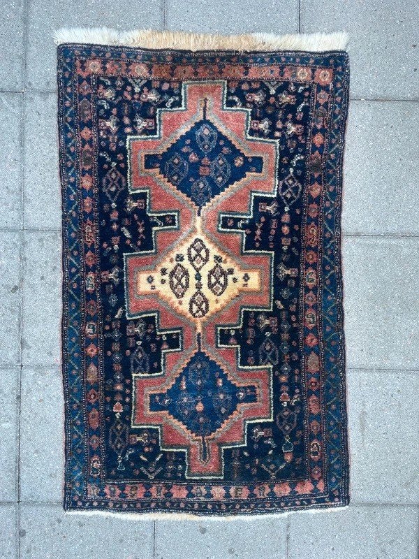 Vintage handgeknoopt Perzisch tapijt met drie medaillons, Huis en Inrichting, Gebruikt, 200 cm of meer, Ophalen of Verzenden, Rechthoekig