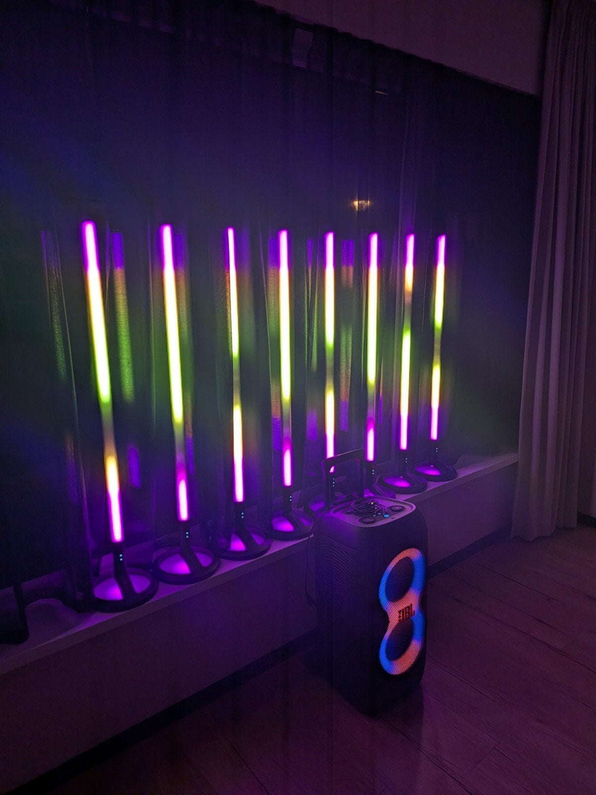 Foto 3 van GEZOCHT! JBL Partylights sticks