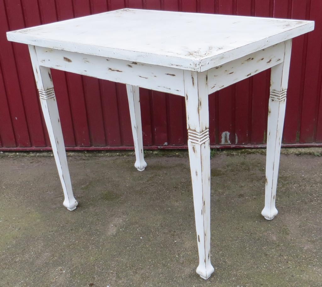Witte brocante tafel. Nieuw shabby chique restyle., Ophalen, Shabby-Chique, Zo goed als nieuw, 75 cm of meer