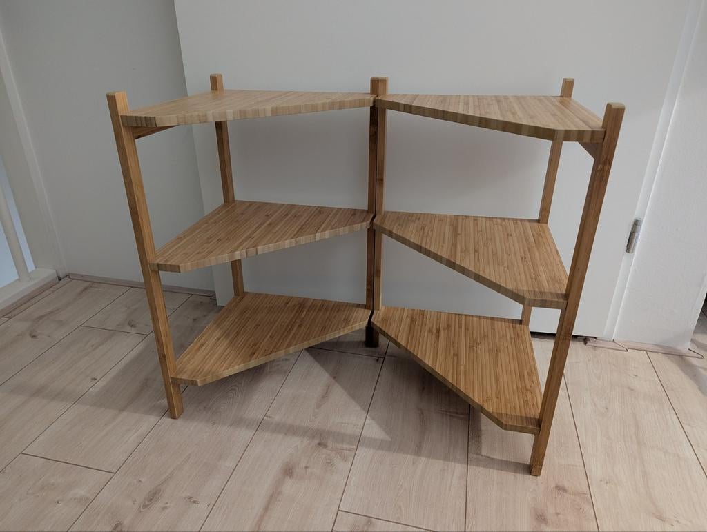 Ikea Ragrund bamboe hoek rekje of kastje, Ophalen, Zo goed als nieuw